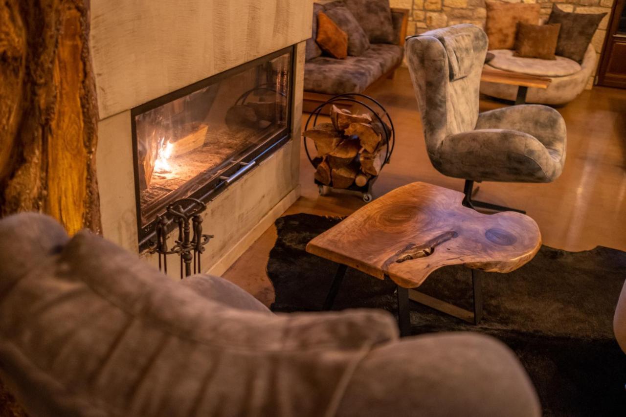 Mylaon Boutique Hotel & Spa ヴィティナ エクステリア 写真